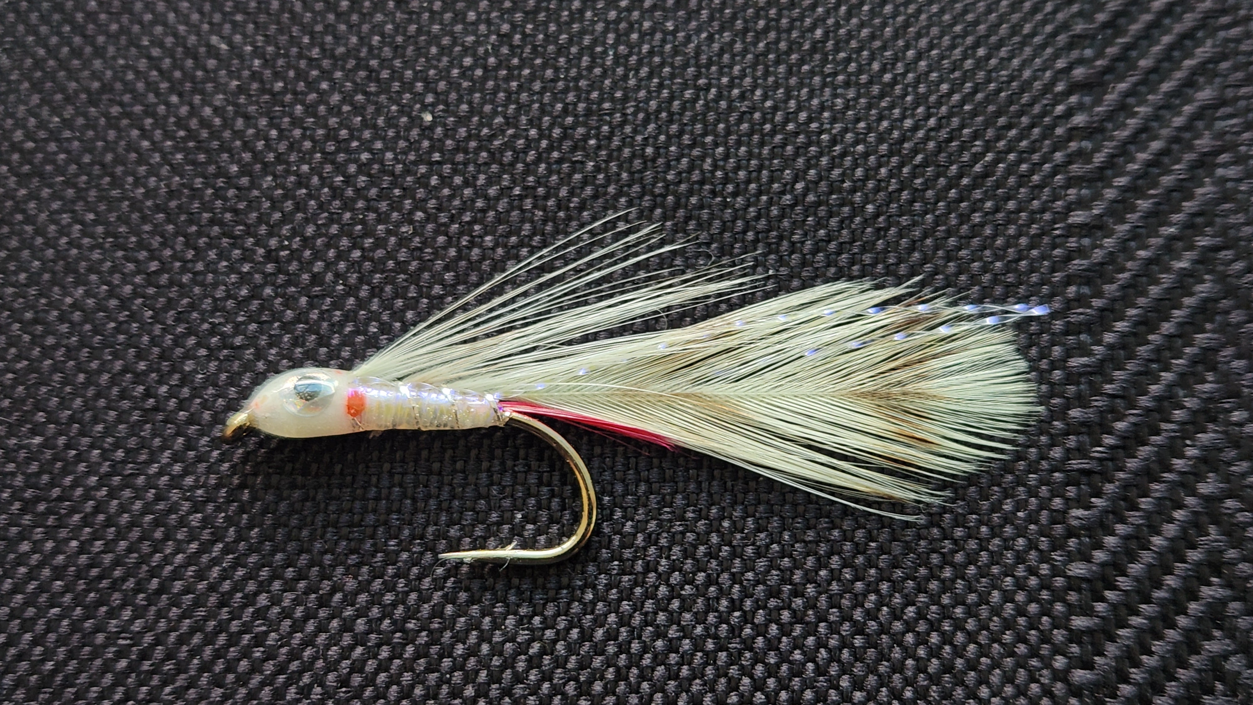 Pat Swift Flies - Epoxy Slimy Ghost #06 Auckland Store Online - Sportinglife Turangi