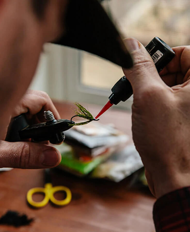 Loon UV Clear Fly Finish - Fluorescing 1/2oz - Sportinglife Turangi