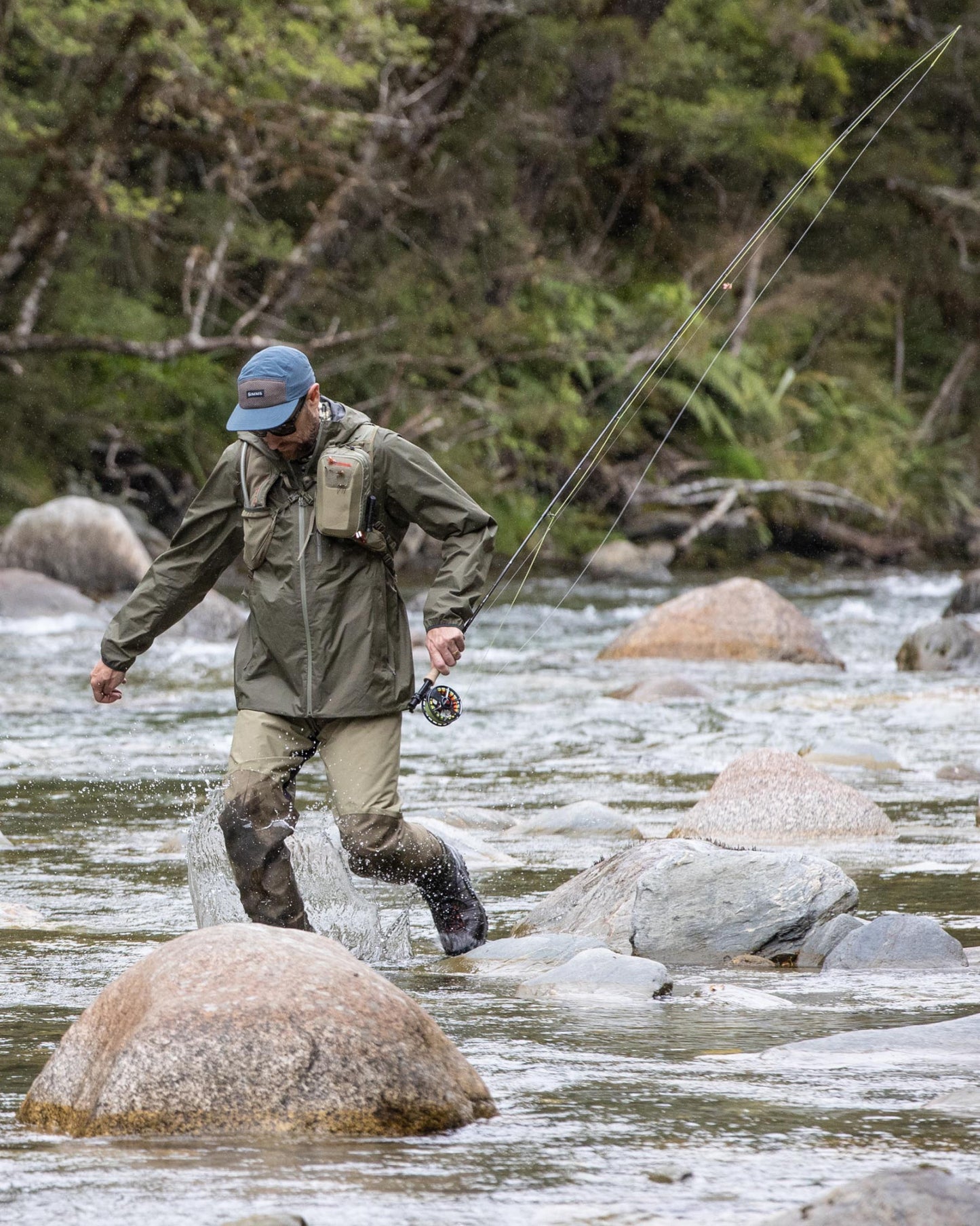 Simms Flyweight Shell Jacket - Sportinglife Turangi