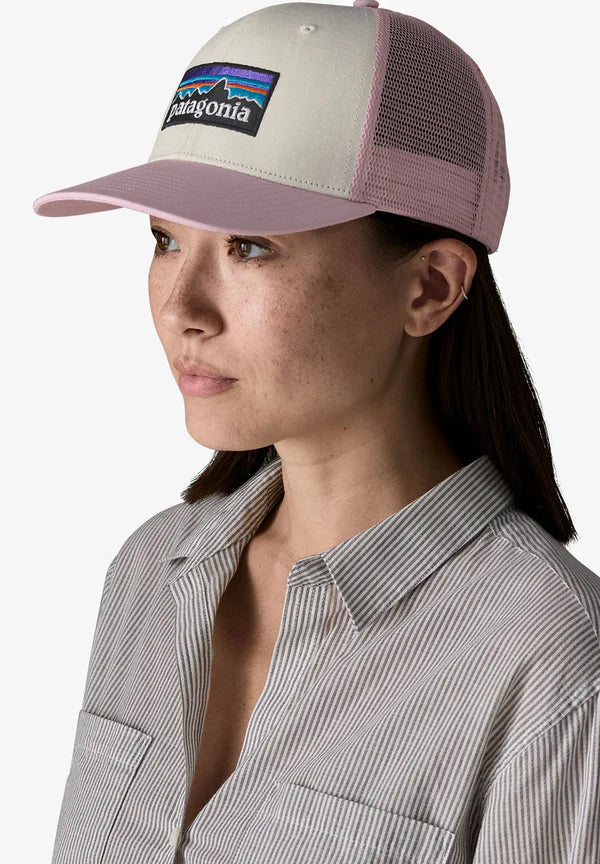 Patagonia P-6 Logo Trucker Hat - Quiet Violet - Sportinglife Turangi 